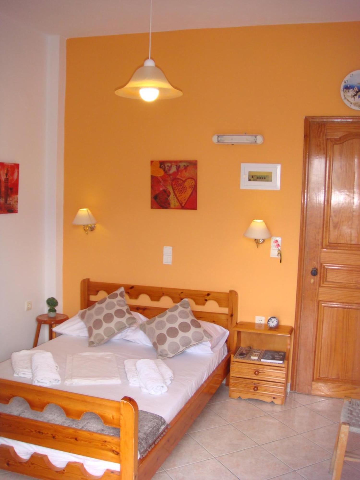Boussetil Rooms Capanmat Tinos Екстер'єр фото