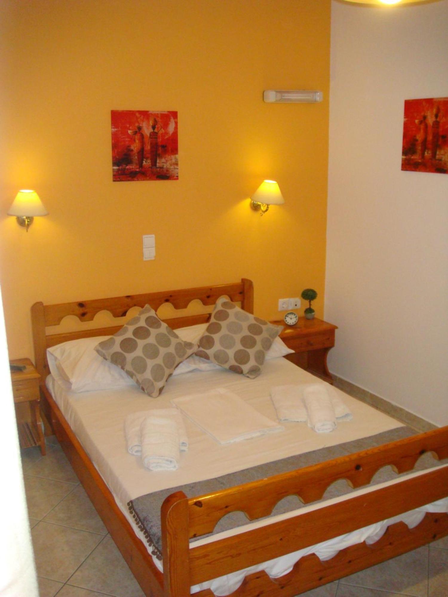 Boussetil Rooms Capanmat Tinos Екстер'єр фото