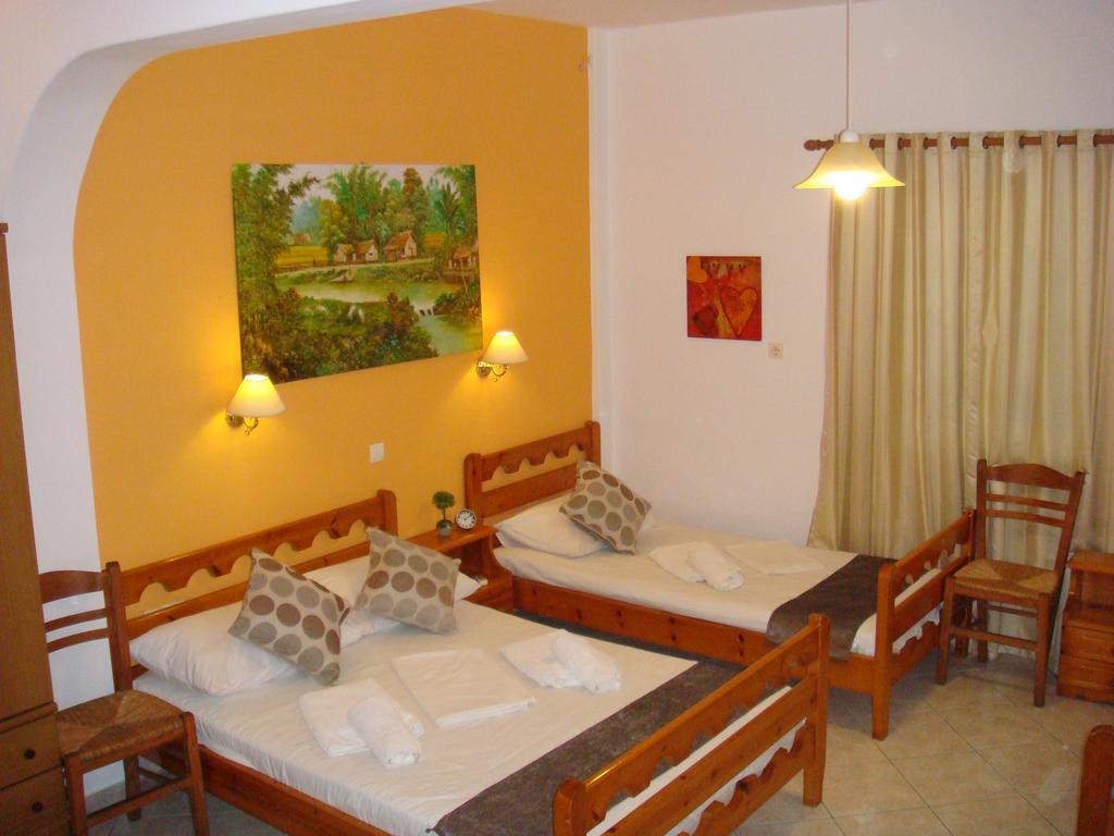 Boussetil Rooms Capanmat Tinos Екстер'єр фото