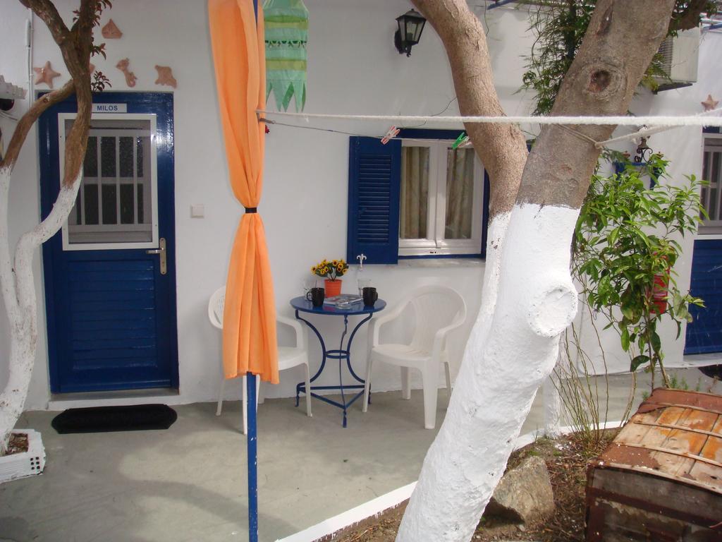 Boussetil Rooms Capanmat Tinos Екстер'єр фото